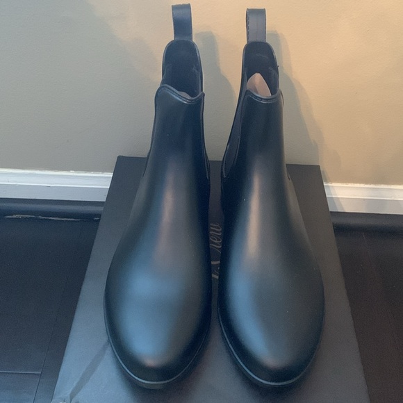 J.Crew mercantile Chelsea rain boots - size 9 - New in Box - Picture 2 of 8